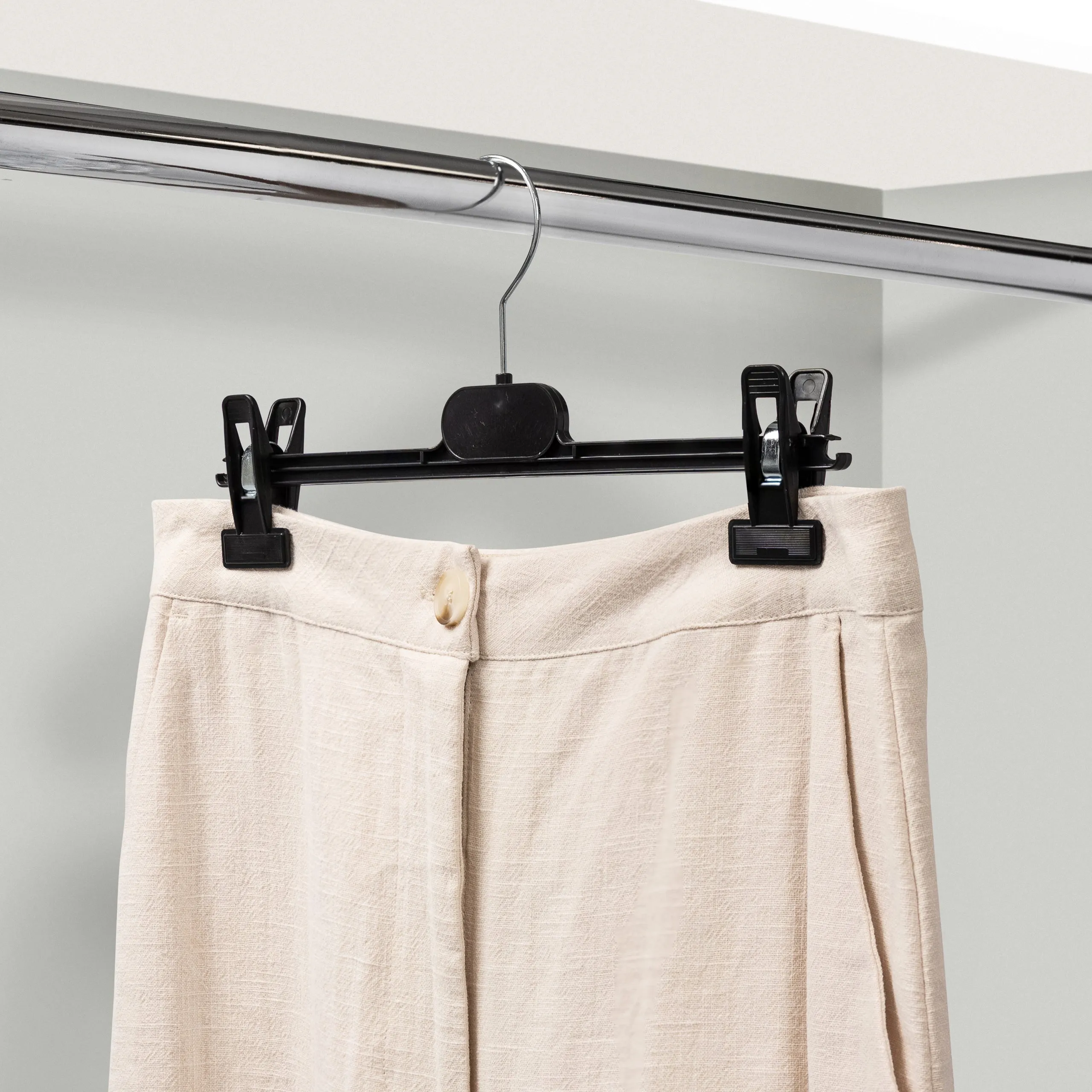 30.5cm Black Plastic Coat/Pant Hangers With Movable Clips Sold in Bundle of 25/50/100