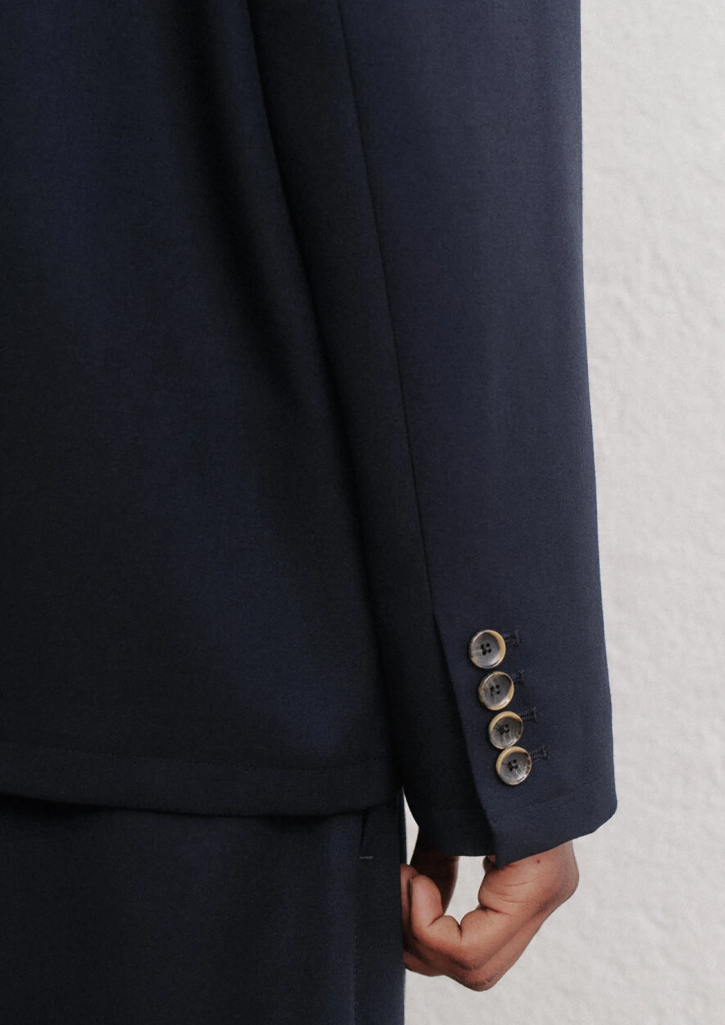 A KIND OF GUISE - DECONSTRUCTED PEAK BLAZER NAVY