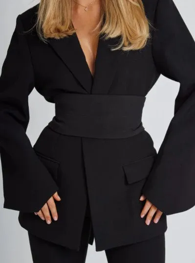 Aina - stylish blazer - casual chic
