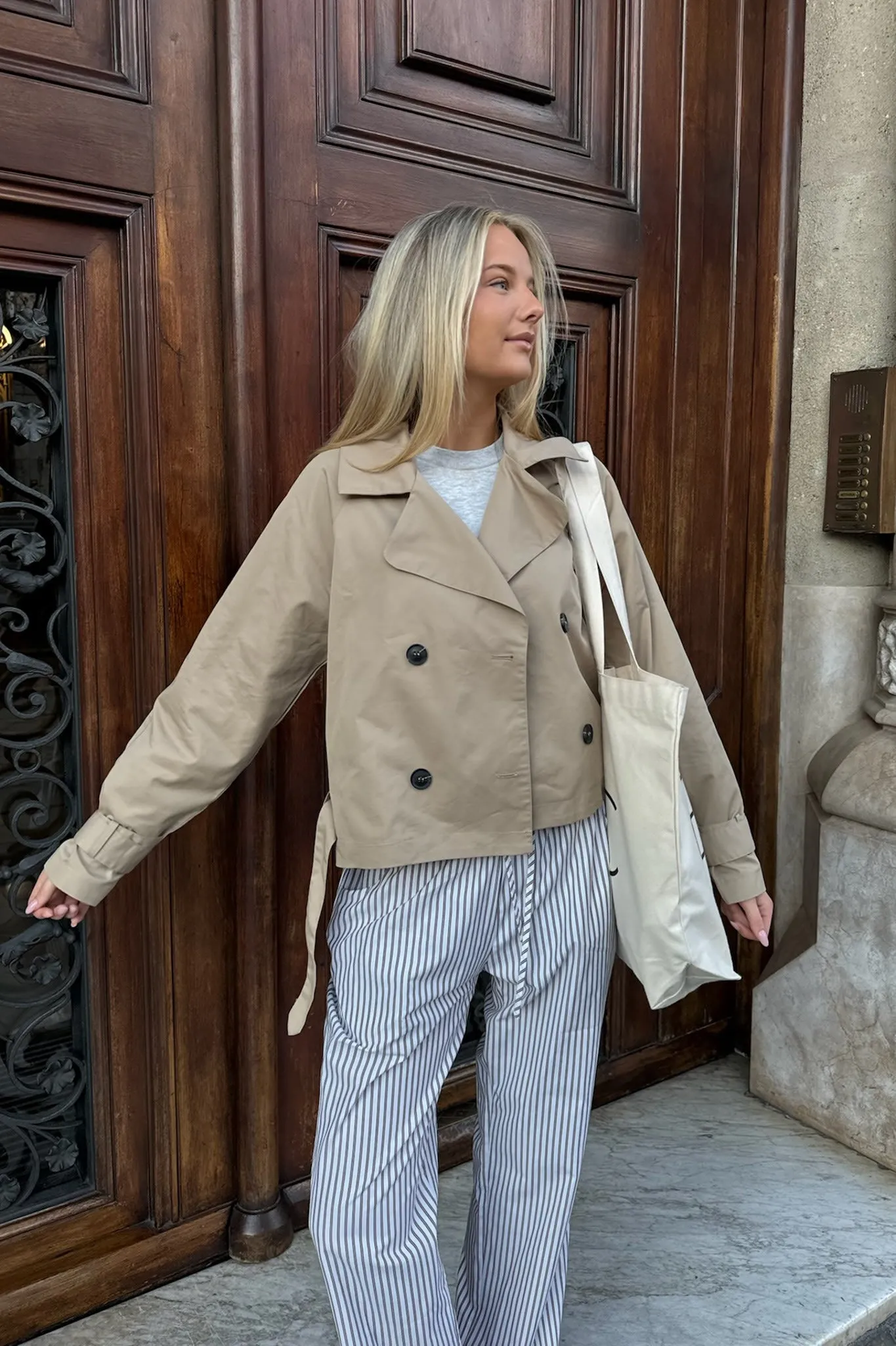 AlmaIC Trenchcoat - Lys Beige