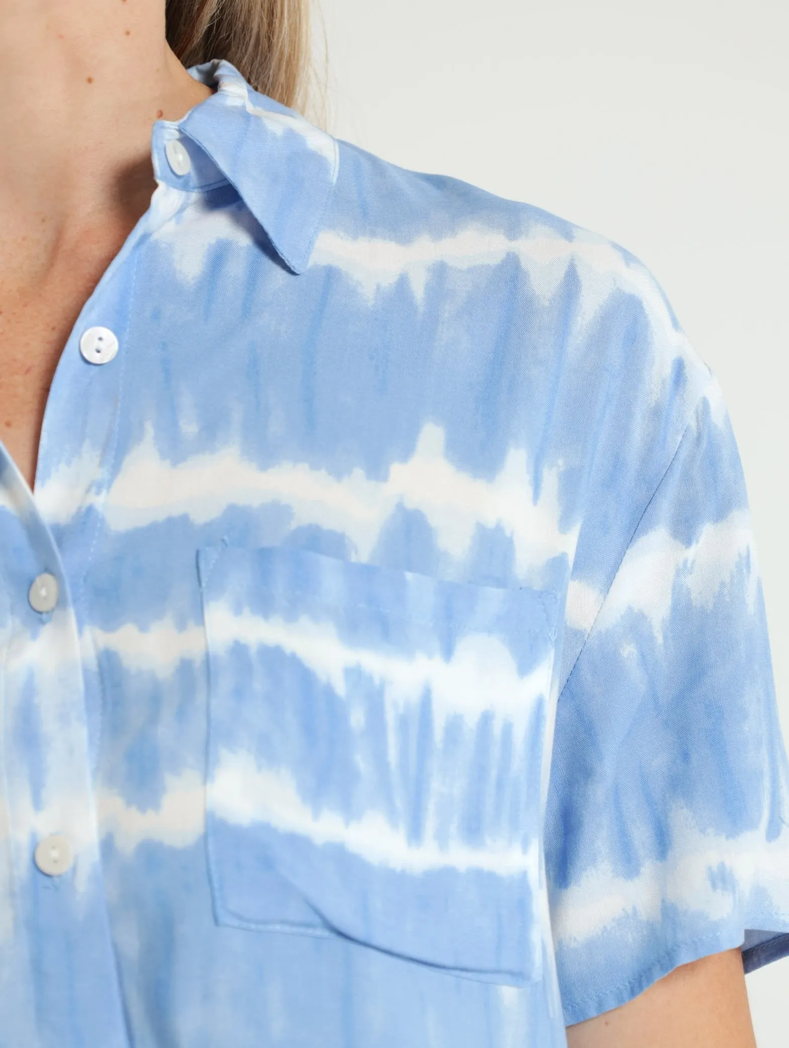 Boxy 1 Pocket Shirt - White/Blue