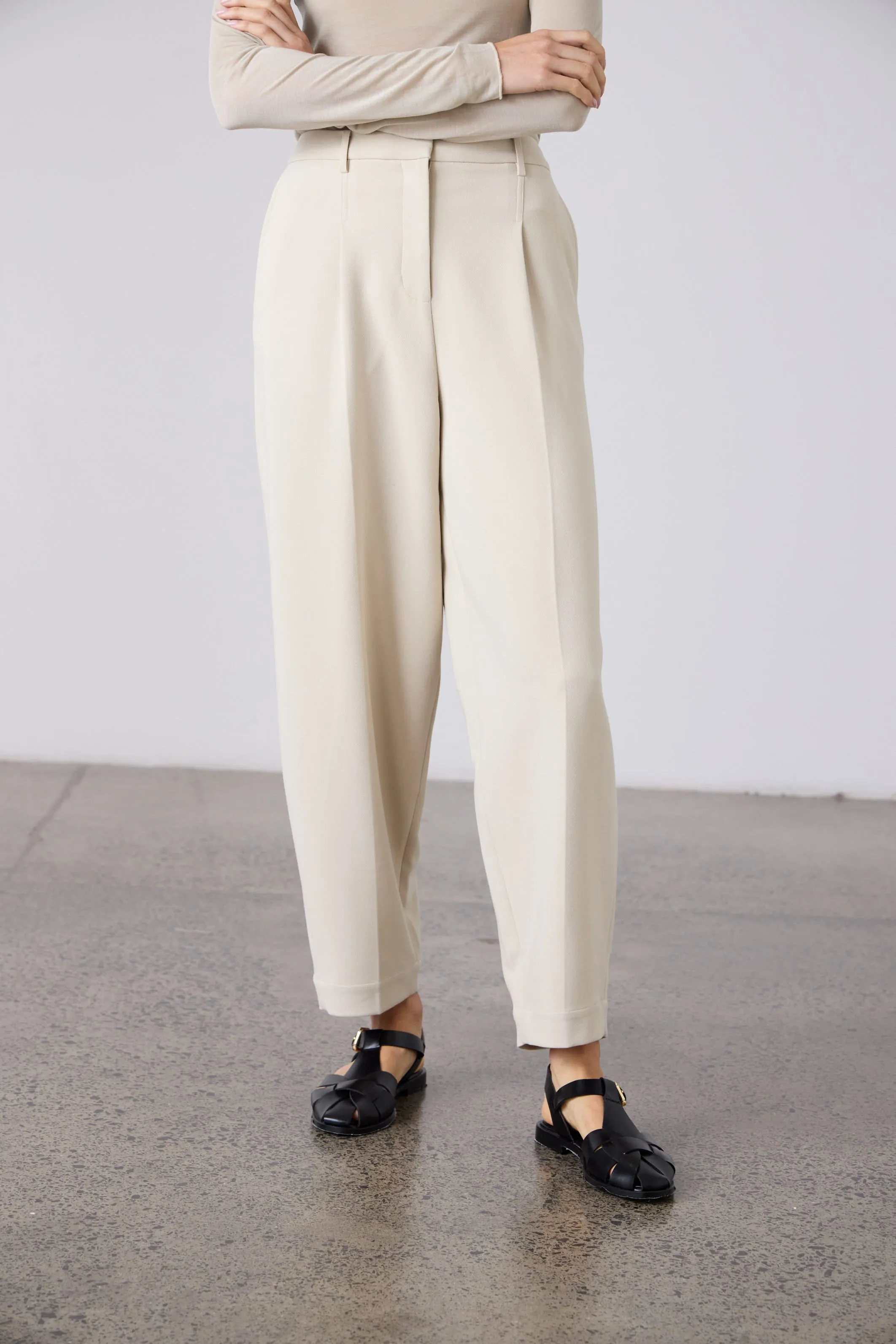 Britta Barrel Leg Trouser - Bone