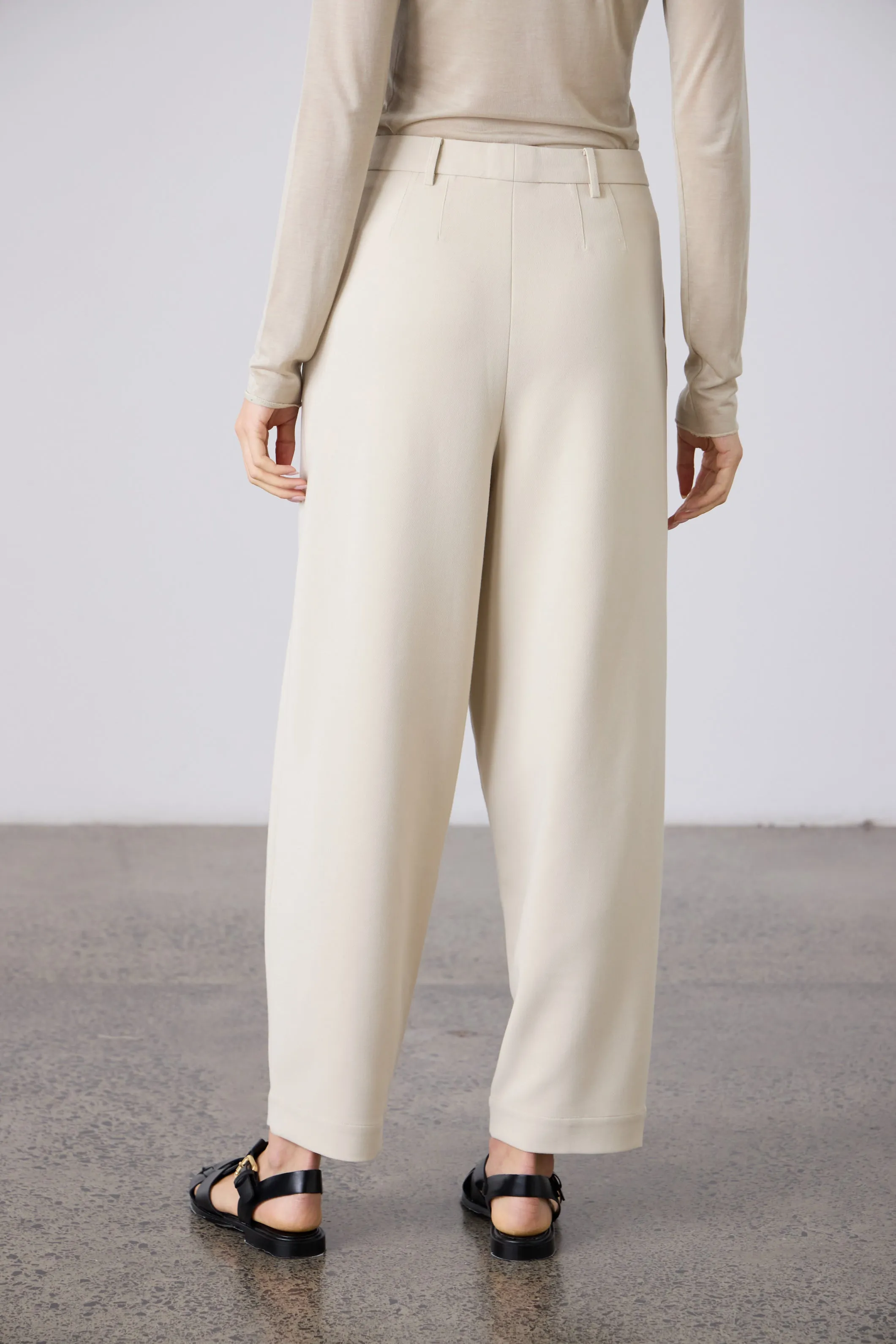 Britta Barrel Leg Trouser - Bone