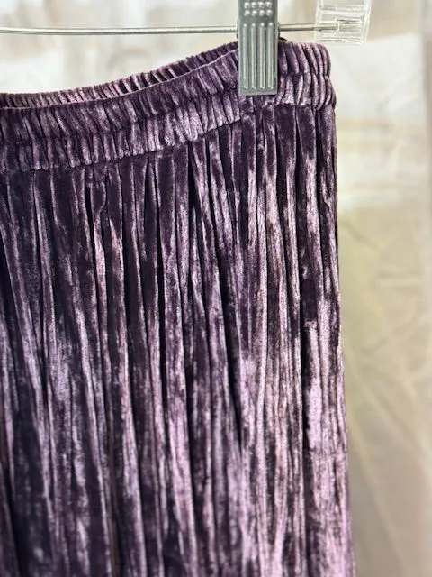 CF14-16 CRUSHED VELVET BROOMSKIRTS