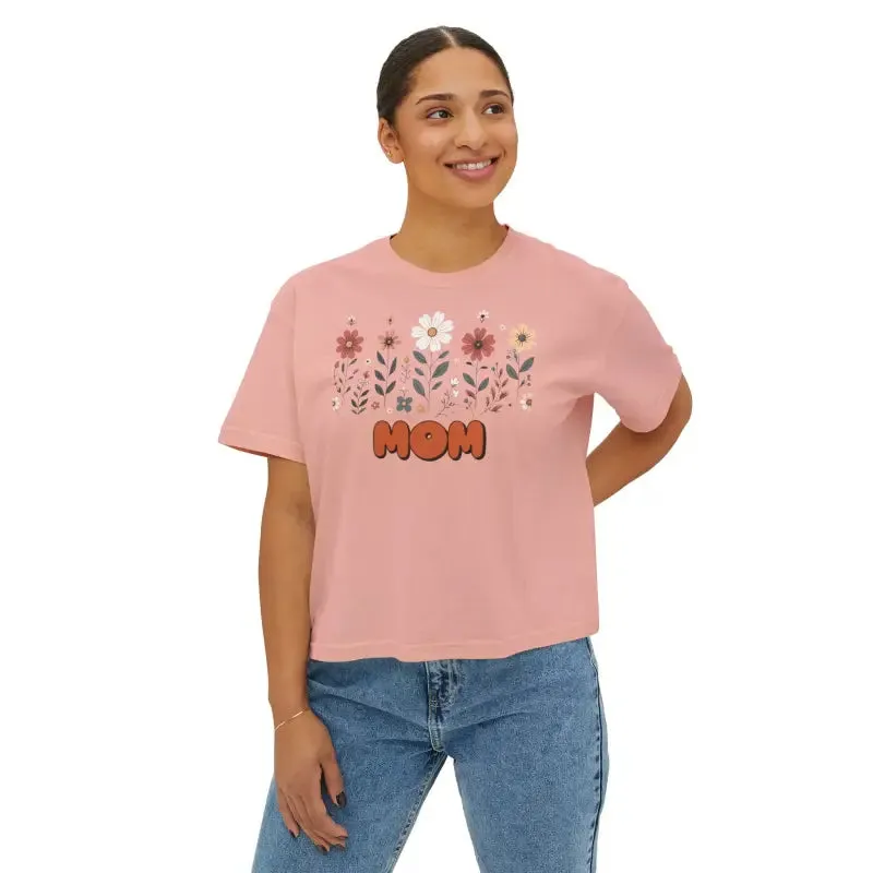 Chic Boxy Fit Women’s Tee Flowers for Cool Casual Style