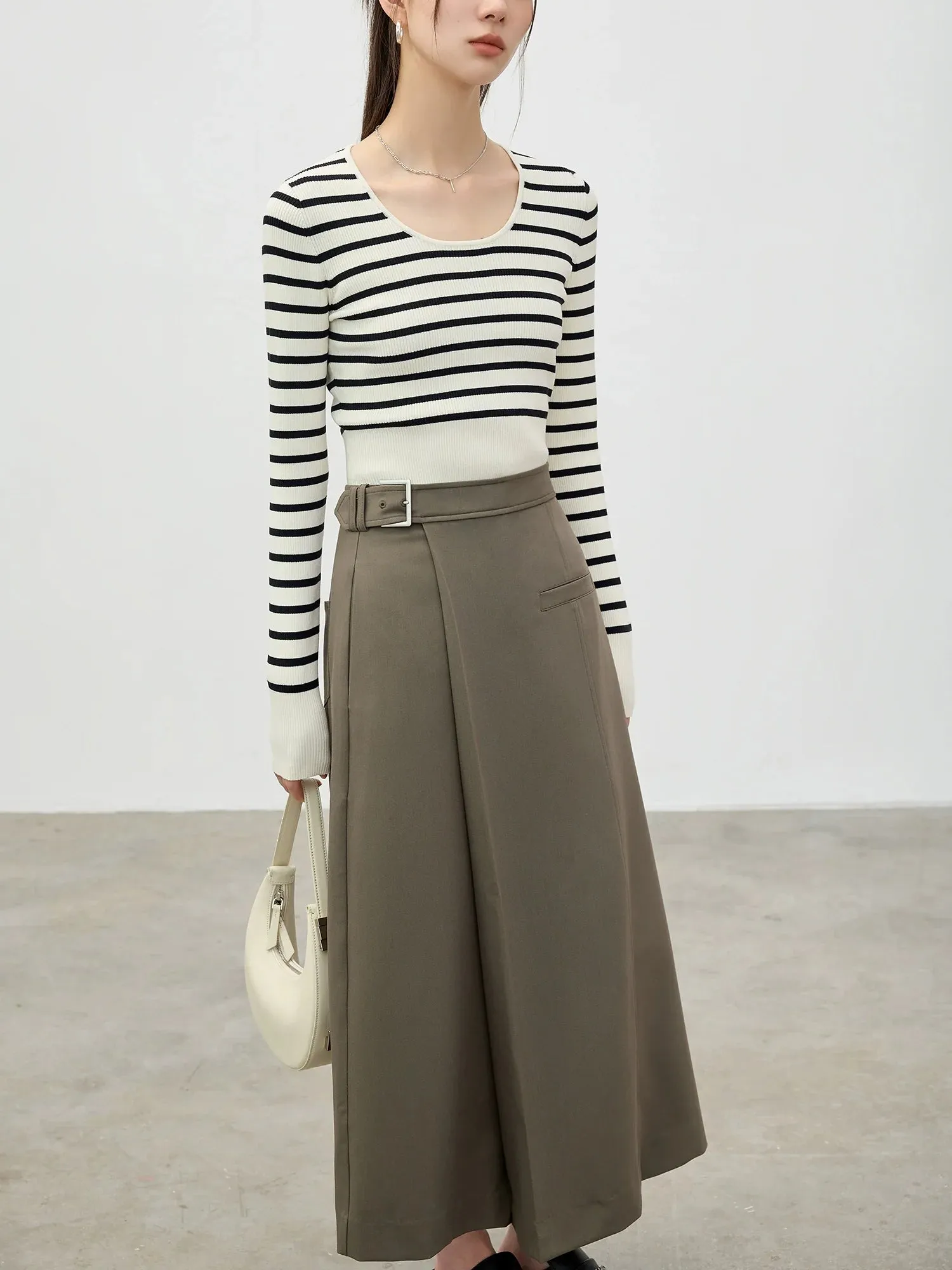 Chic Wrap-Style Skirt