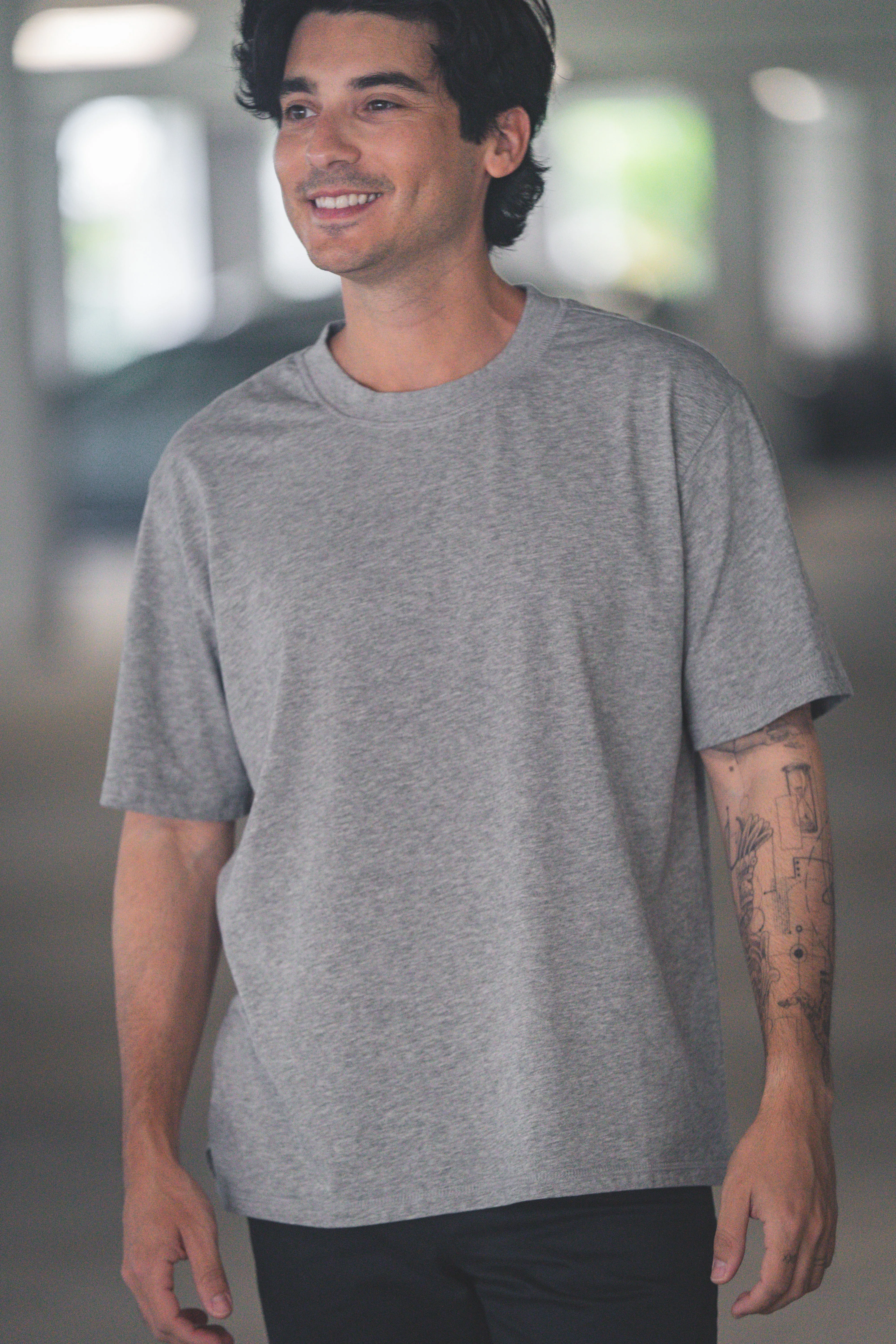 Core T-Shirt Loose Fit Heather Gray