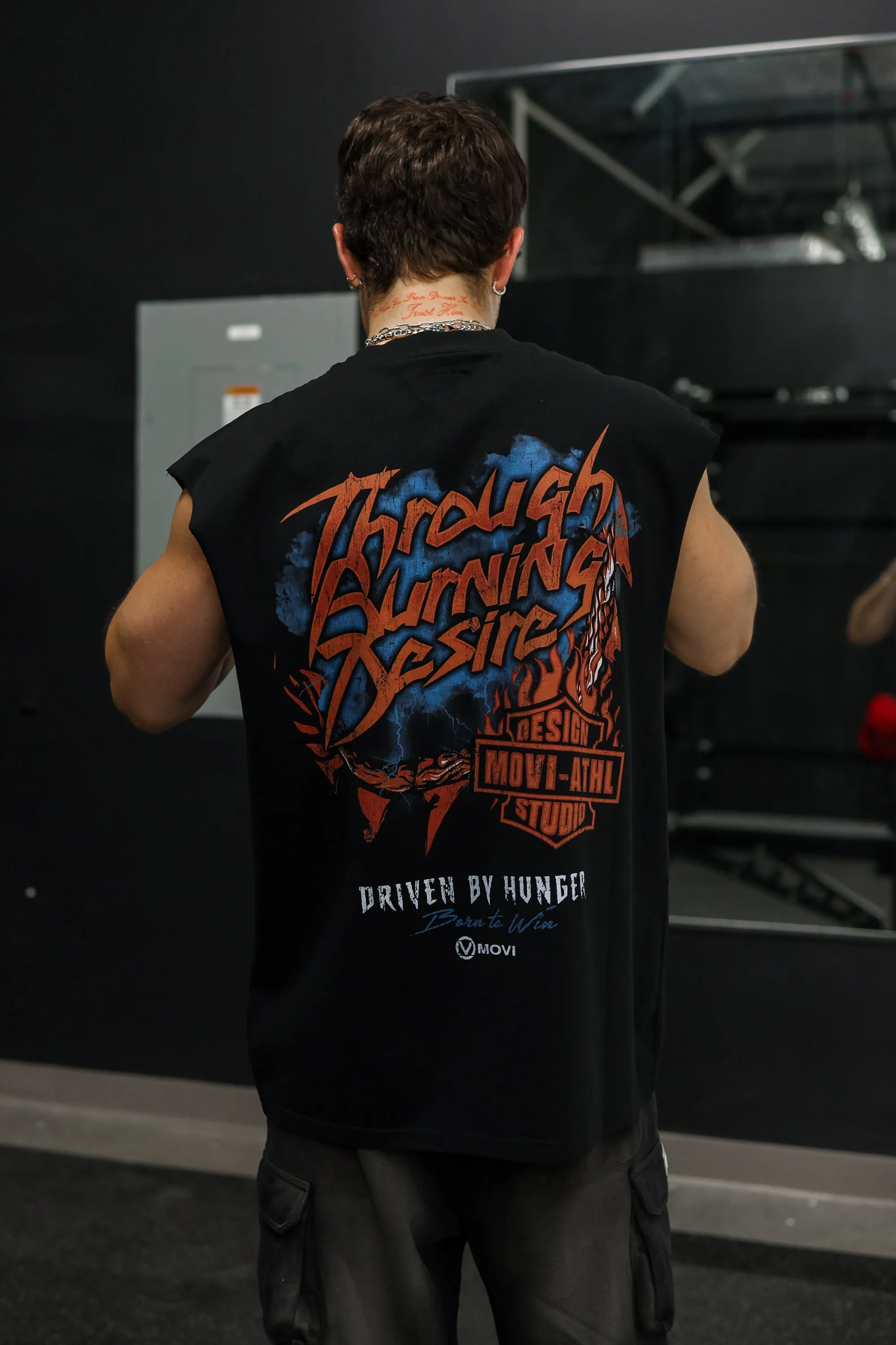 DESIRE CUT-OFF - BLACK
