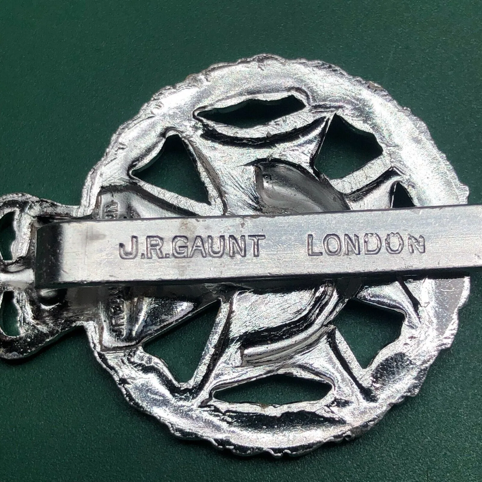 Genuine British Army Cap Badge - Green Jackets Brigade