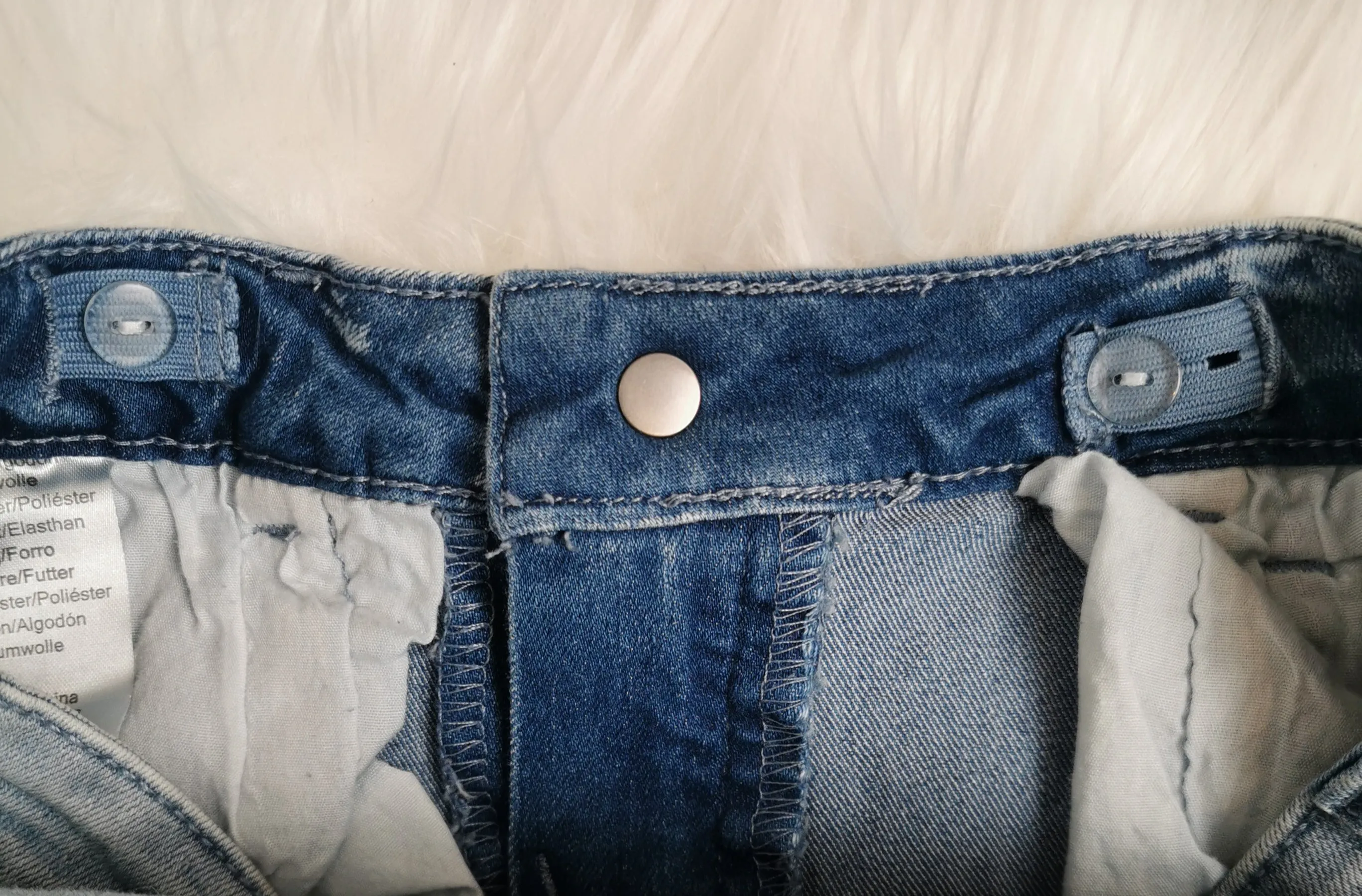 GIRL SIZE 16 YEARS - FOX, Rolled Cuff Jean Shorts EUC B51