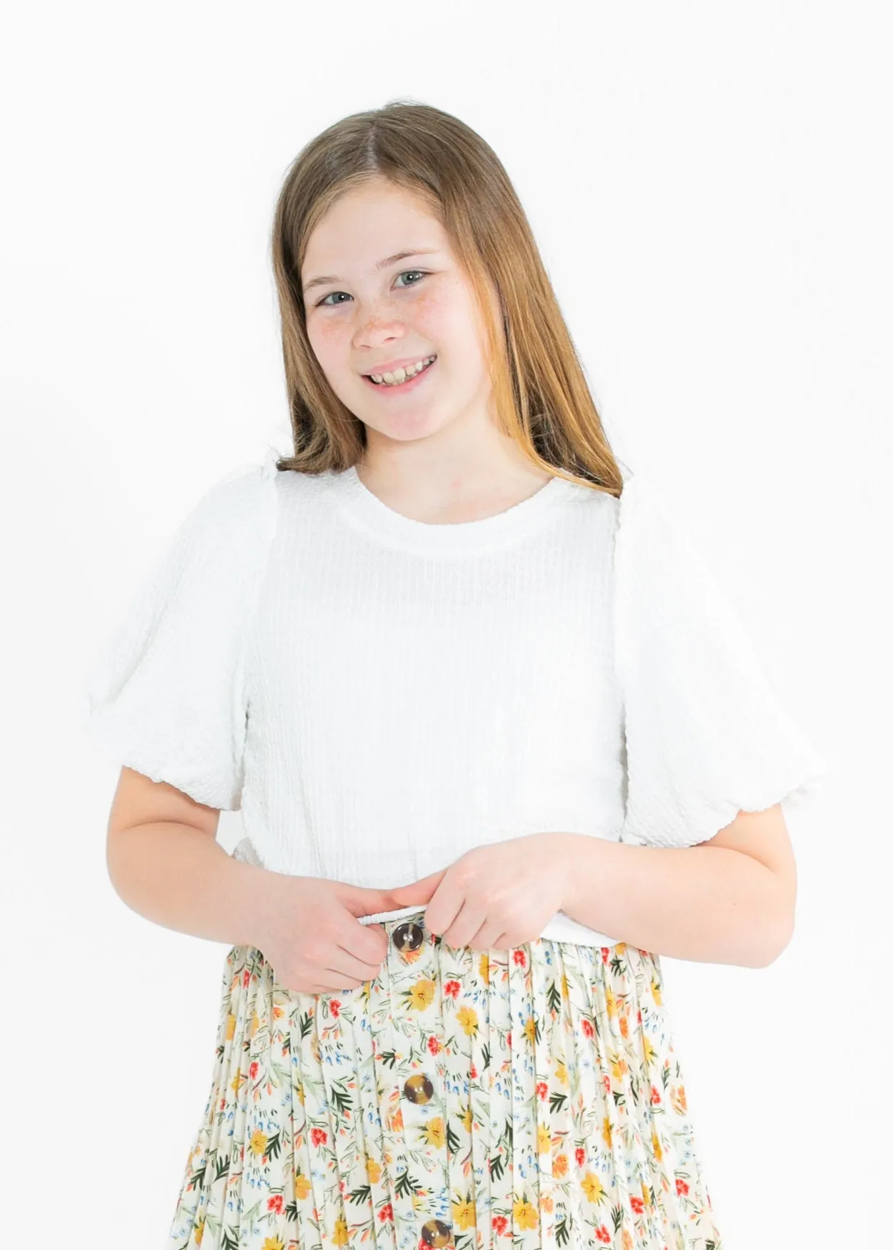 Girl's Crinkled Puff Sleeve Knit Top