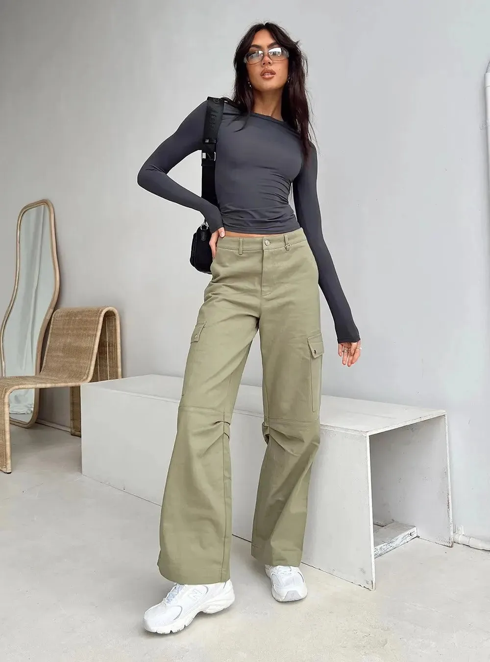 Glenda - Slim-Fit Long Sleeve Ruched Top Soft and Stretchy
