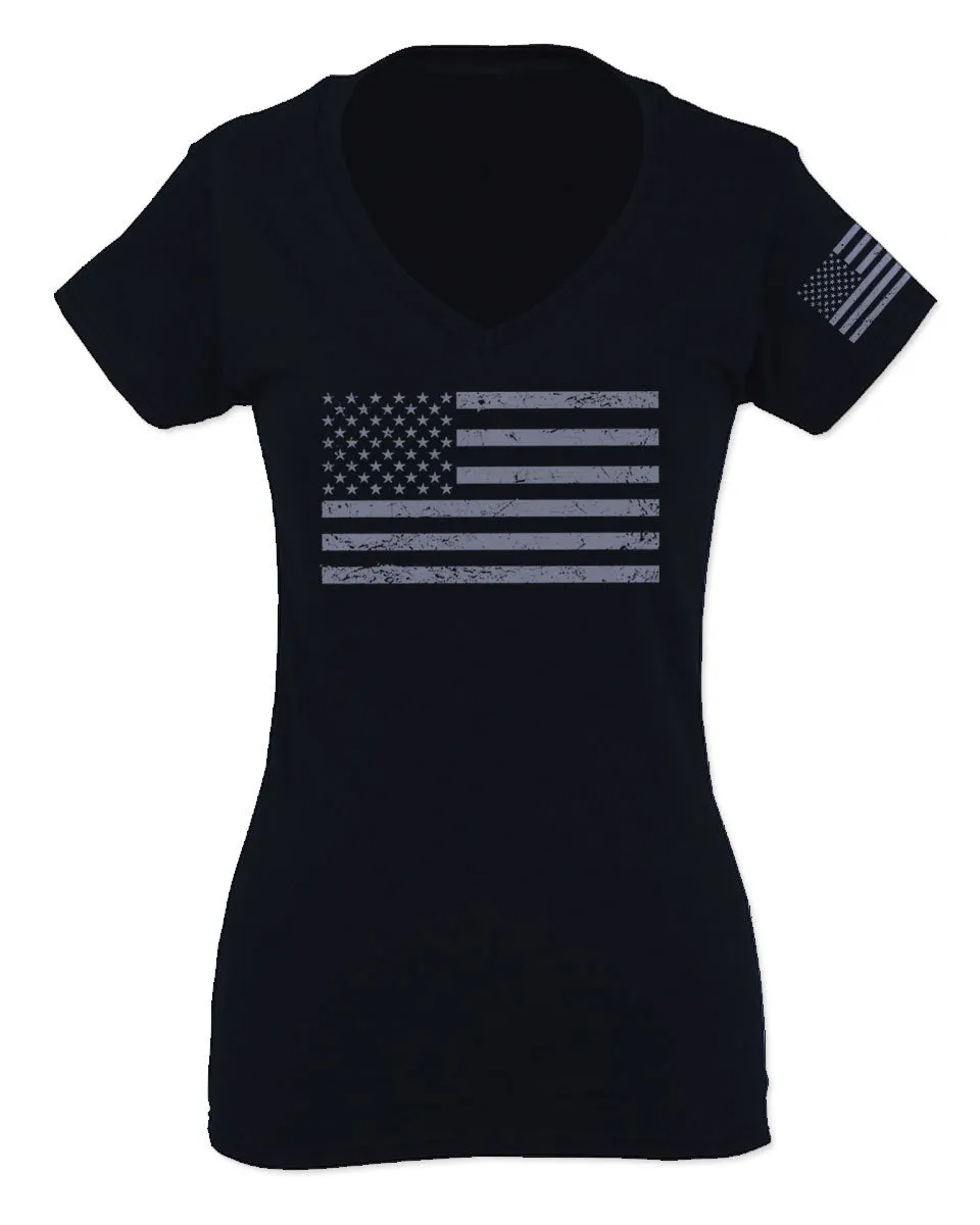 Gray America USA Patriotic American United States Vintage Flag For Women V neck fitted T Shirt