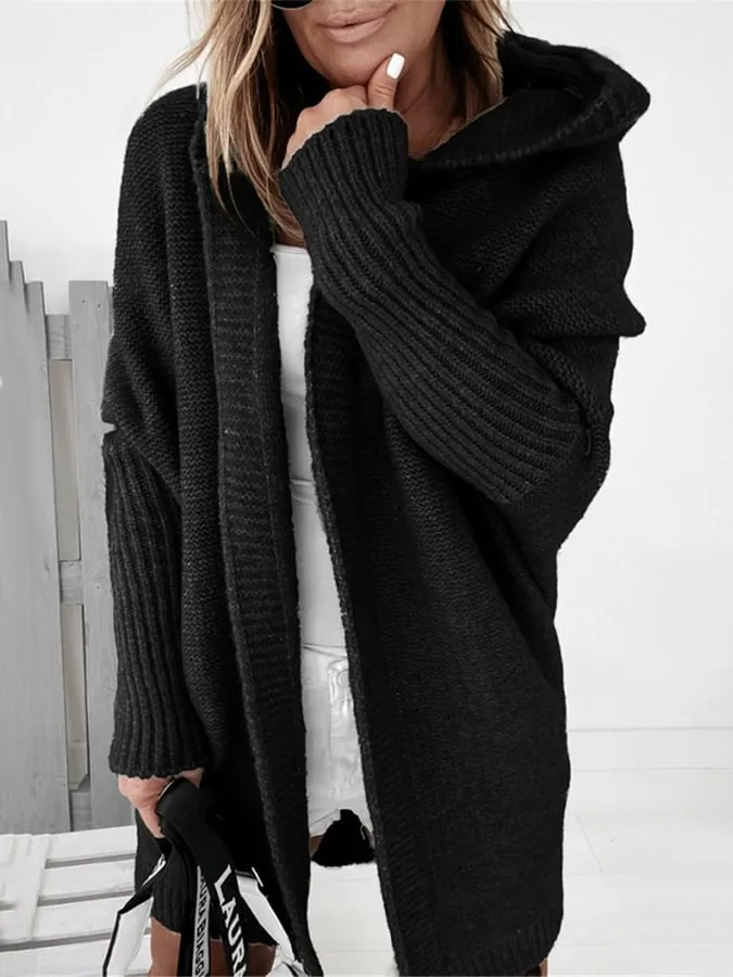 Half-length hooded jacket with plain seams - Lightweight and breathable material - Lightweight and breathable material