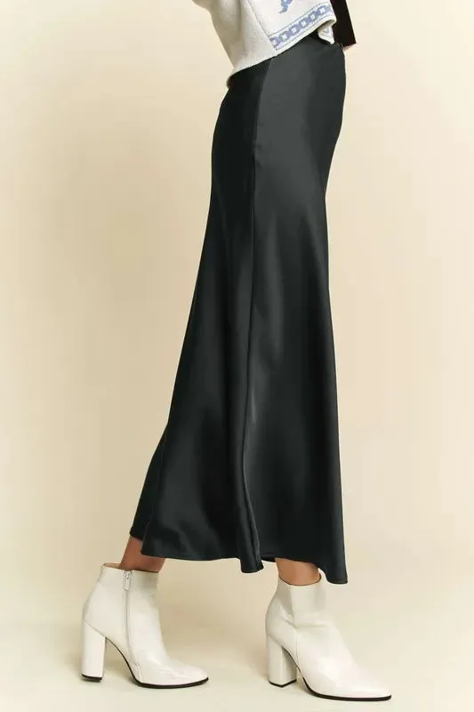 High Waist Midi Skirt - Elegant & Versatile Wardrobe Staple
