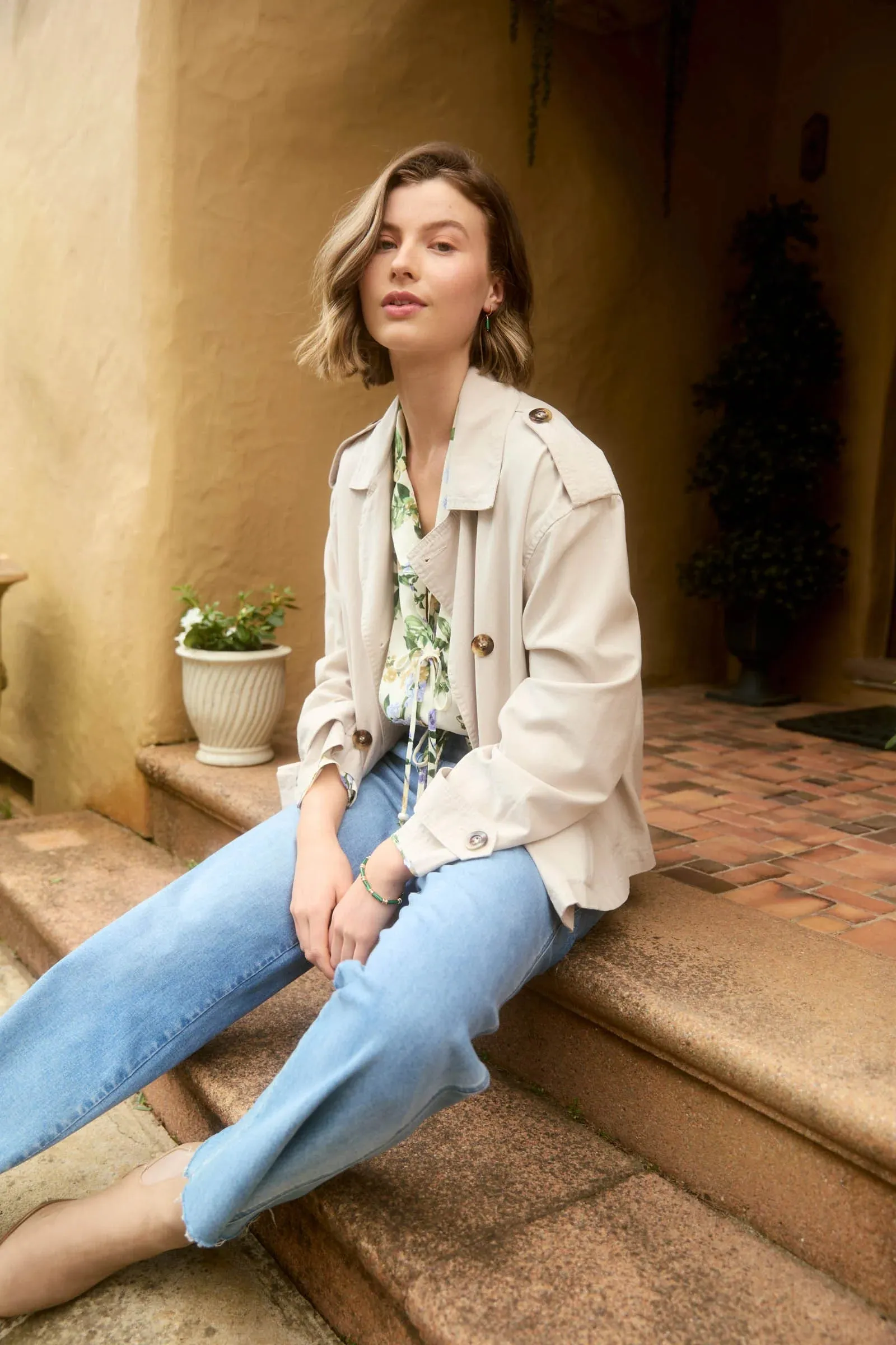 ISLE OF MINE Freya Crop Trench | Canvas