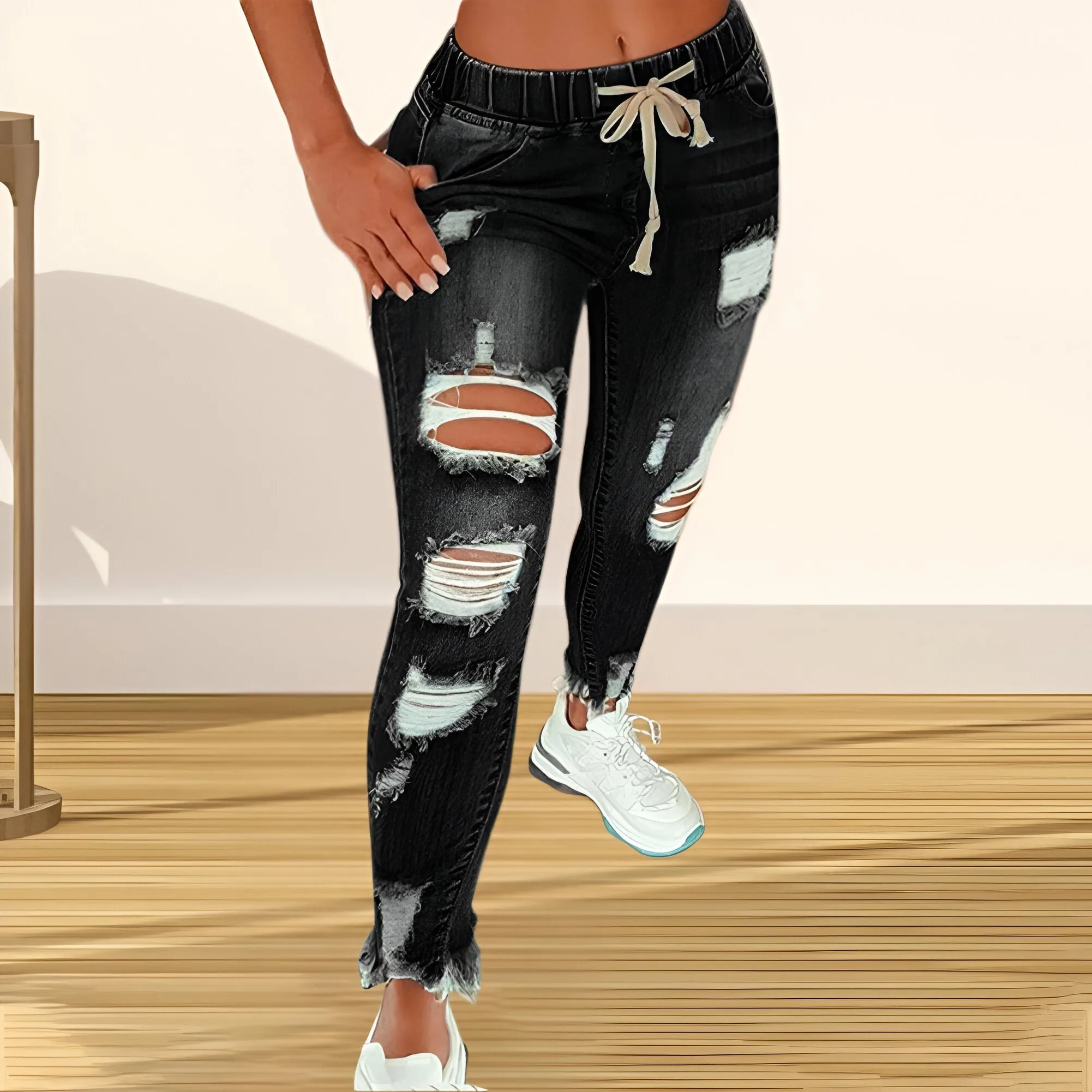 Isolde | Vintage distressed high-waisted jeans