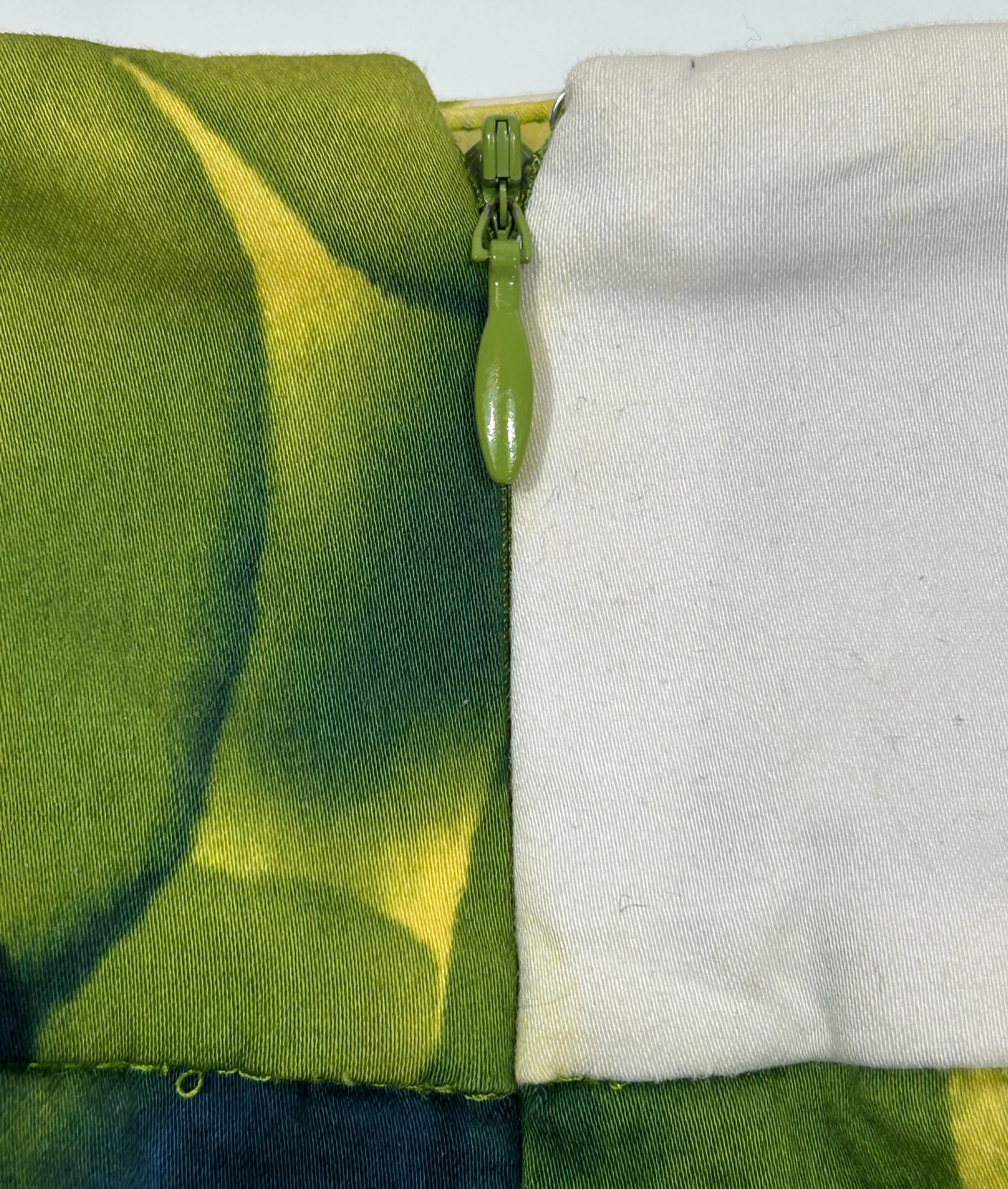 Jones New York Collection Stretch A-Line Skirt Size 10 – Green & Navy Abstract Floral Print