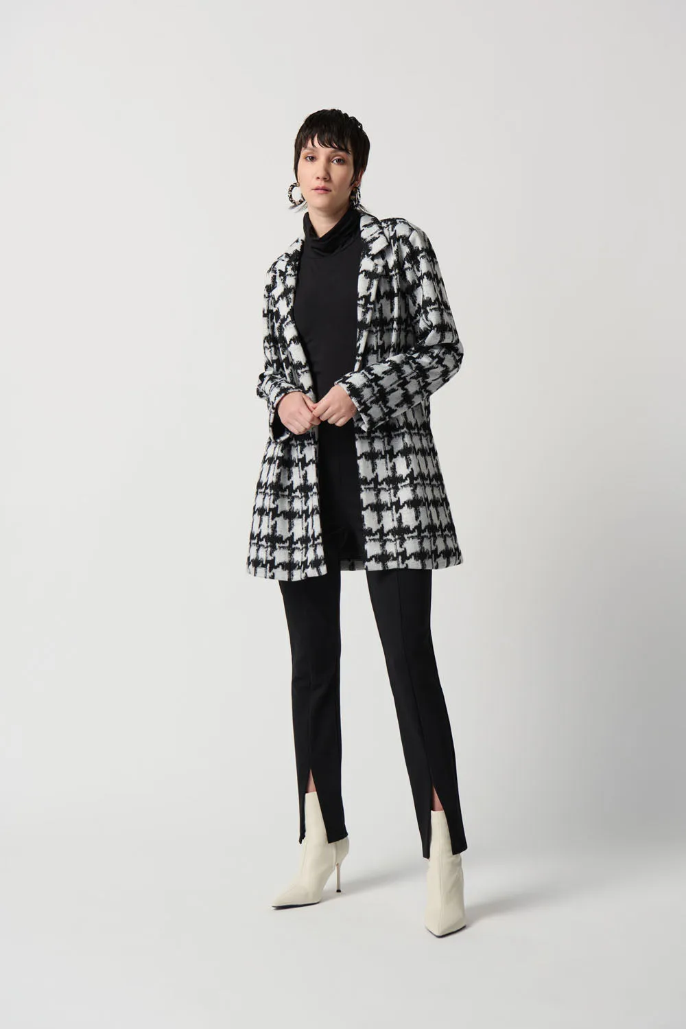 Joseph Ribkoff Off-White/Black Houndstooth Jacquard Knit Boxy Coat Style 234121