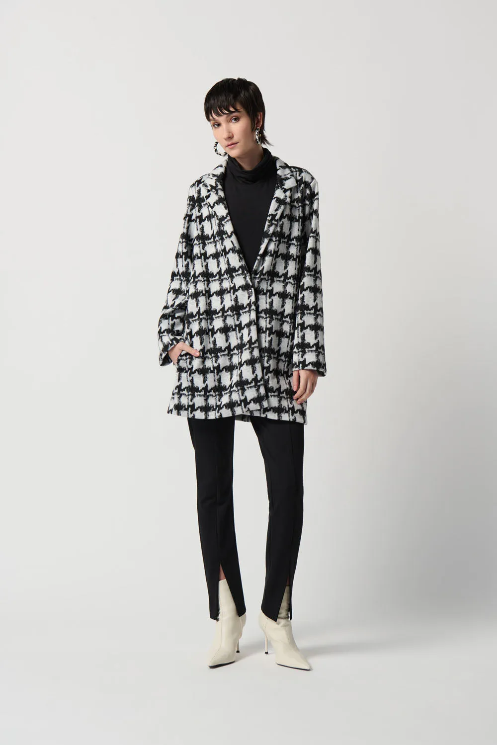 Joseph Ribkoff Off-White/Black Houndstooth Jacquard Knit Boxy Coat Style 234121