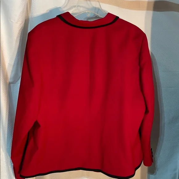 Kate Hill 20w red black accents jacket worn once