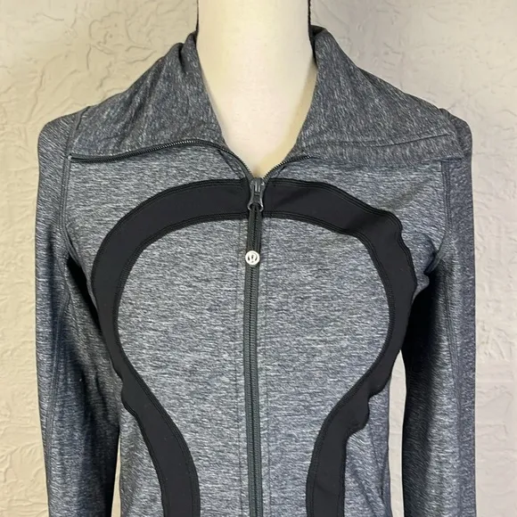Lululemon In Stride Full Zip Athletic Jacket