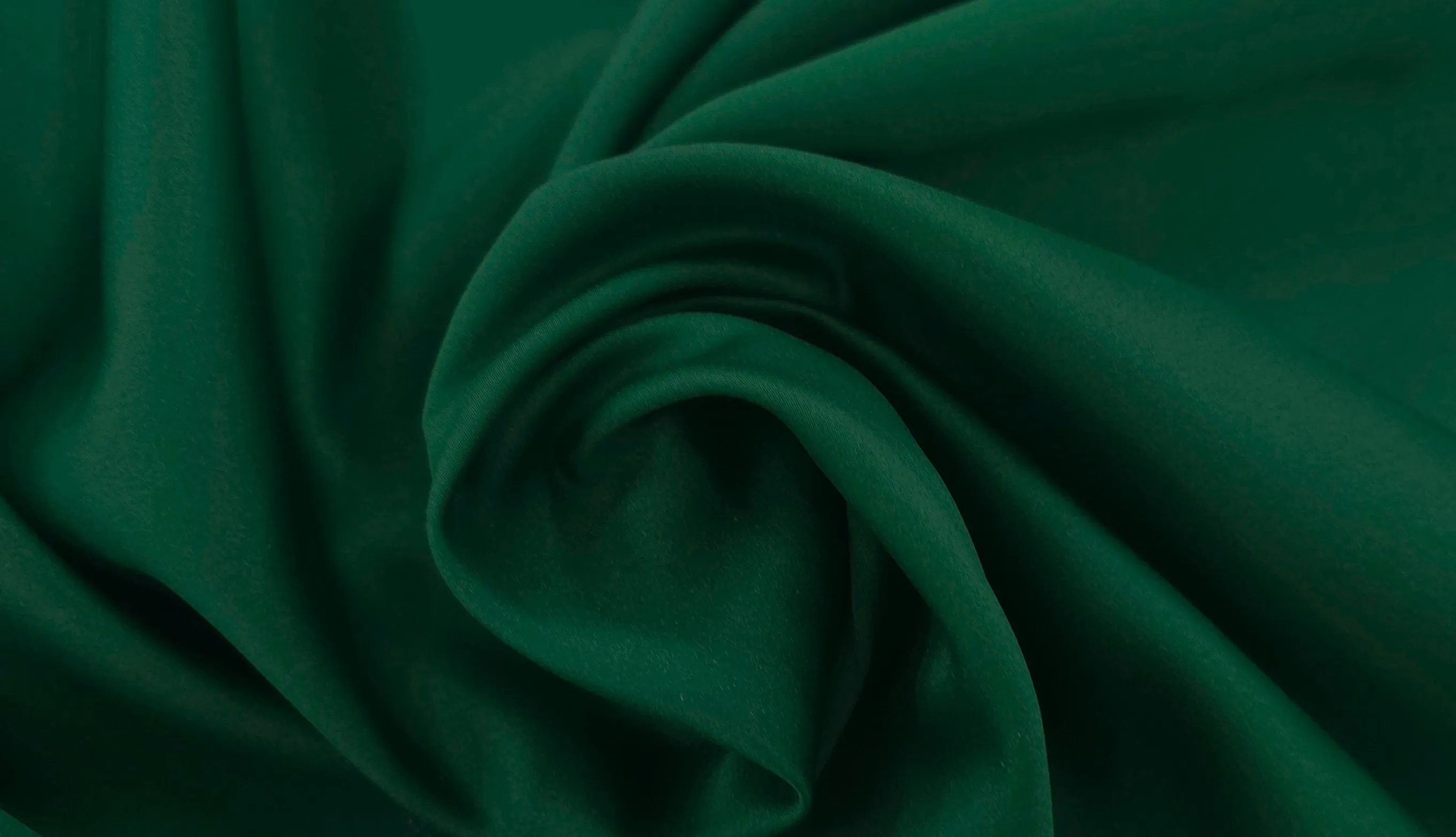 Medium Weight Delustered Satin Hunter Green