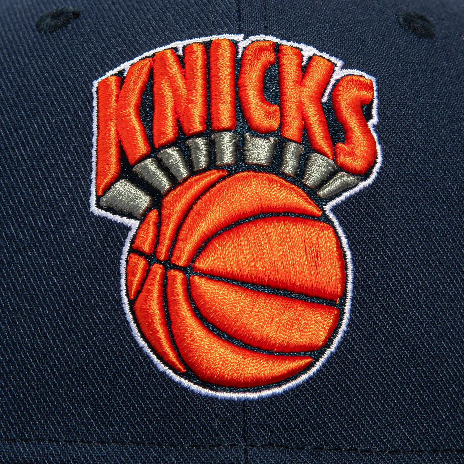 Mitchell & Ness New York Knicks 70th Anniversary Patch Hat - Navy