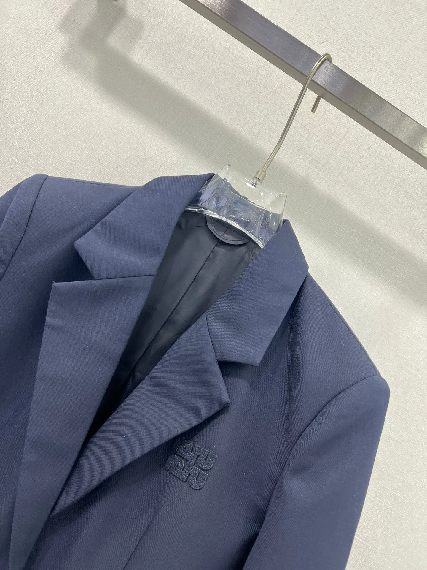 MU 25 new blazer