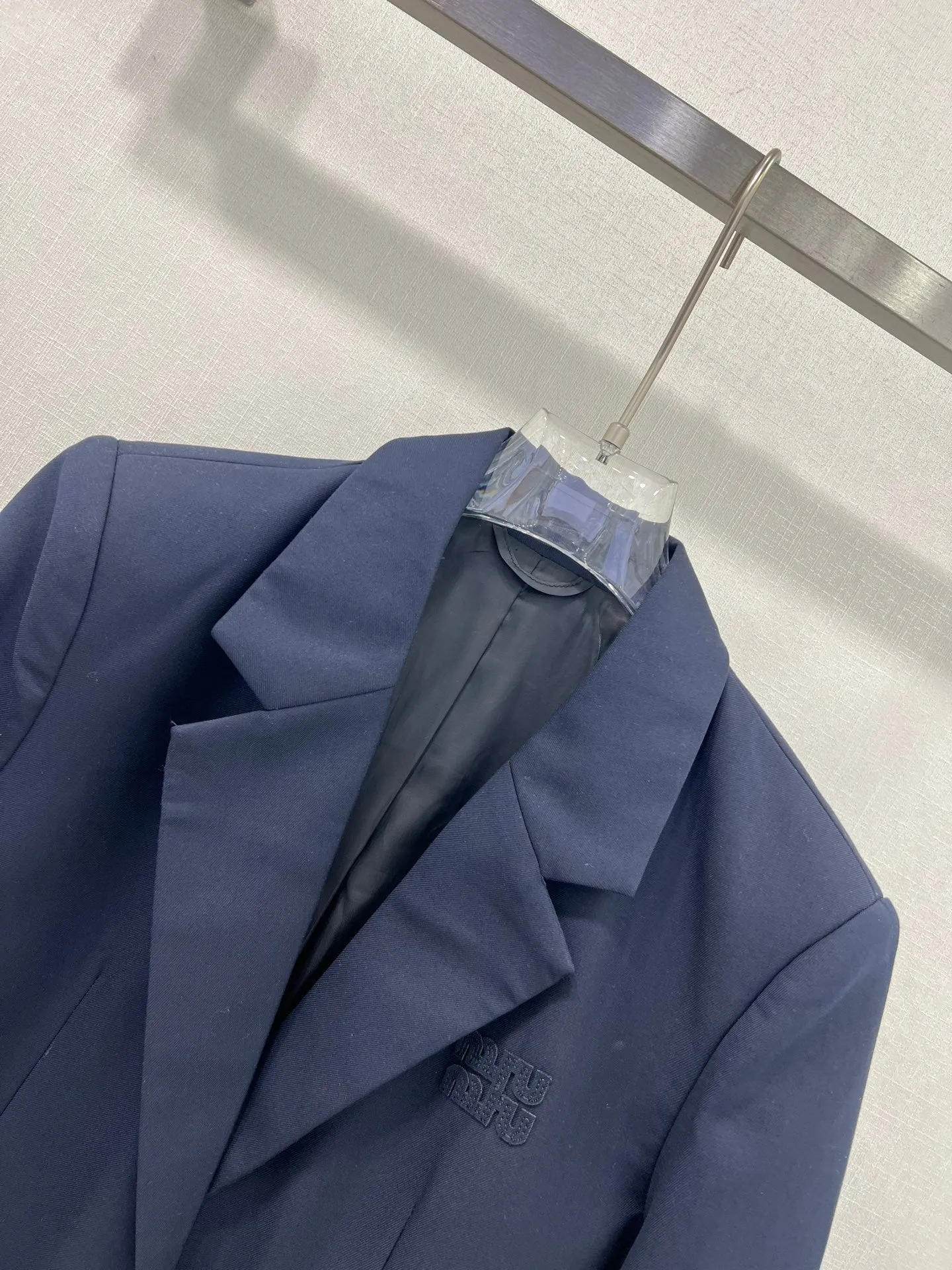 MU 25 new blazer