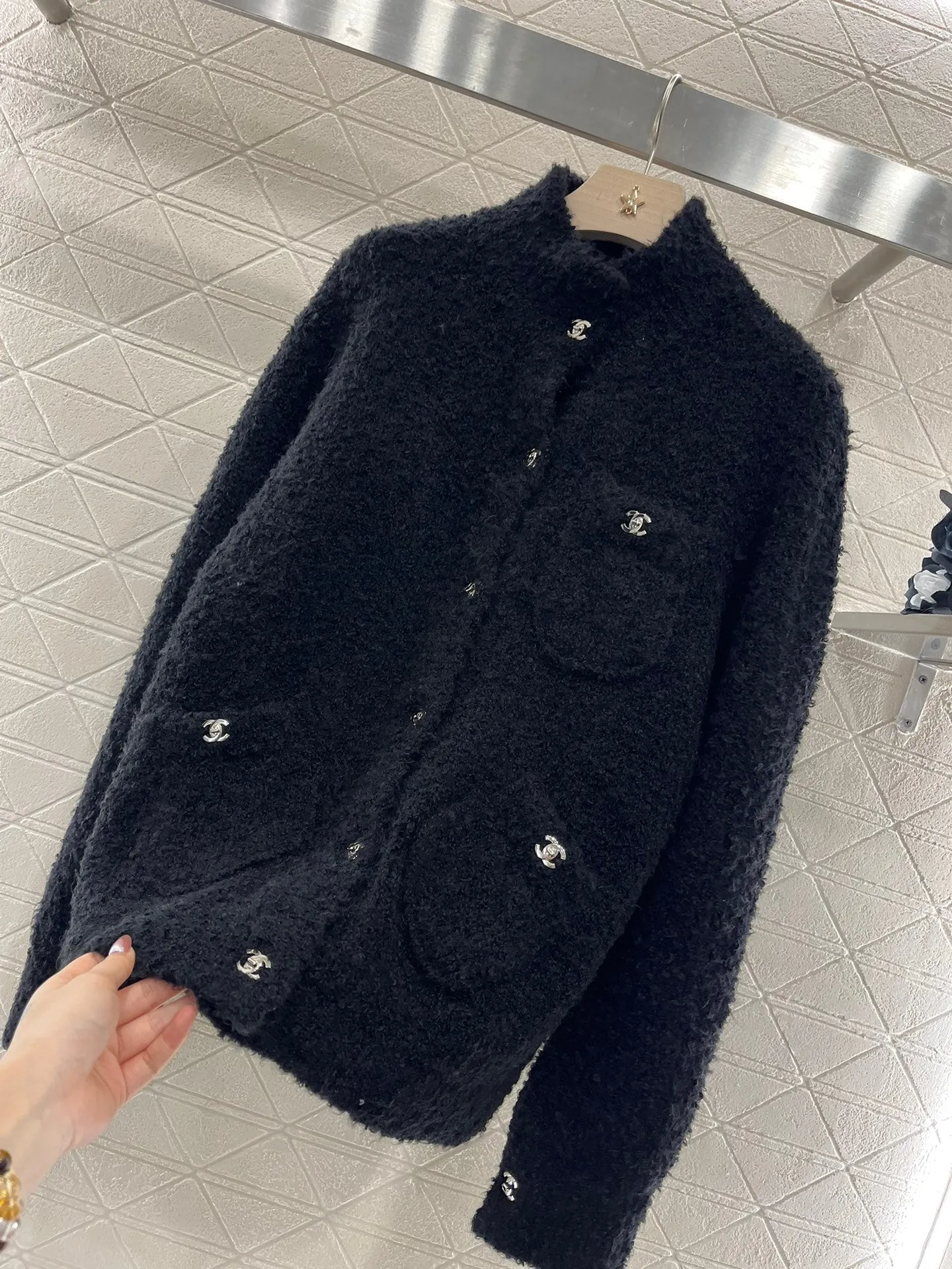 New Lapel Pocket Knitted Jacket