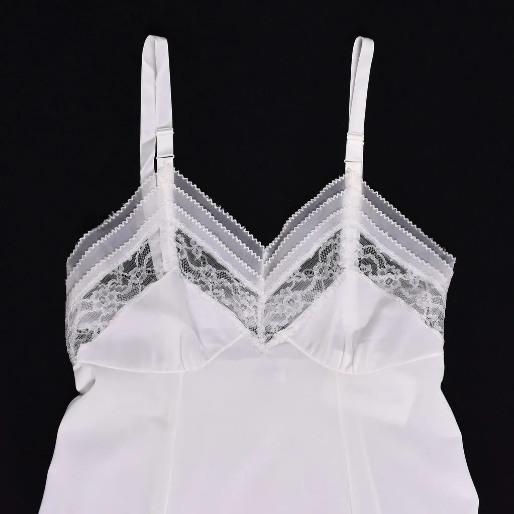 NWOT 1950s Off White Ric Rac Lace Full Slip