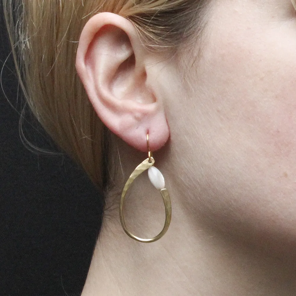 Oval Ring with Mother of Pearl Bead Earring