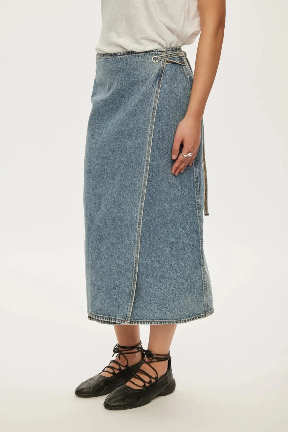 Oval Square Soul Denim Skirt // Ice Blue Wash