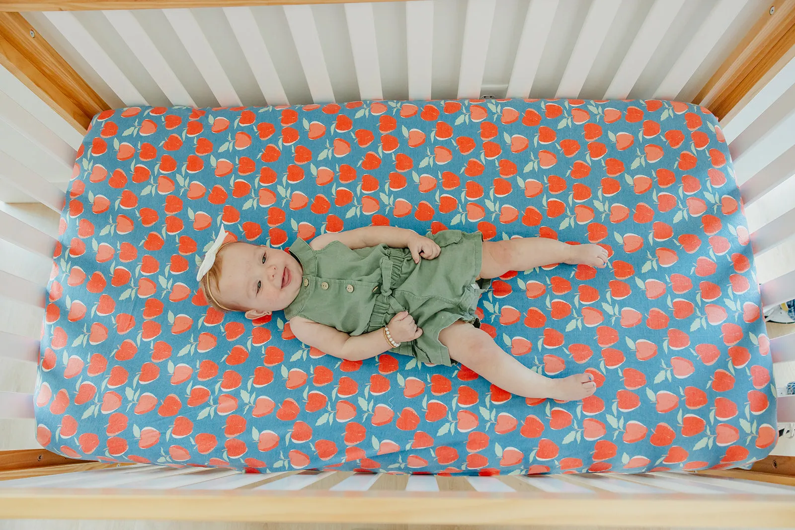Premium Knit Fitted Crib Sheet - Teacher