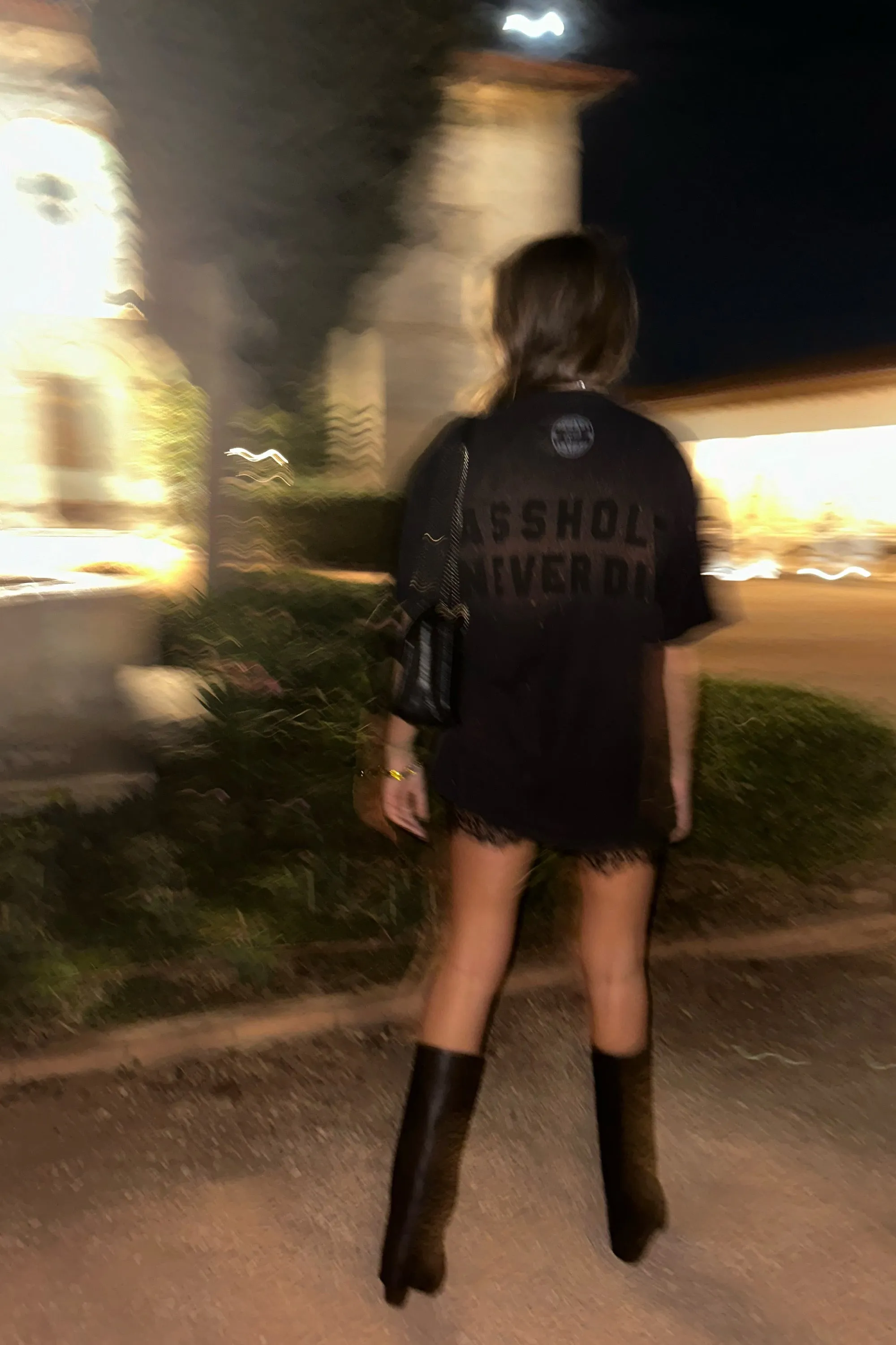 RED FOX EMBELLISHED TEE