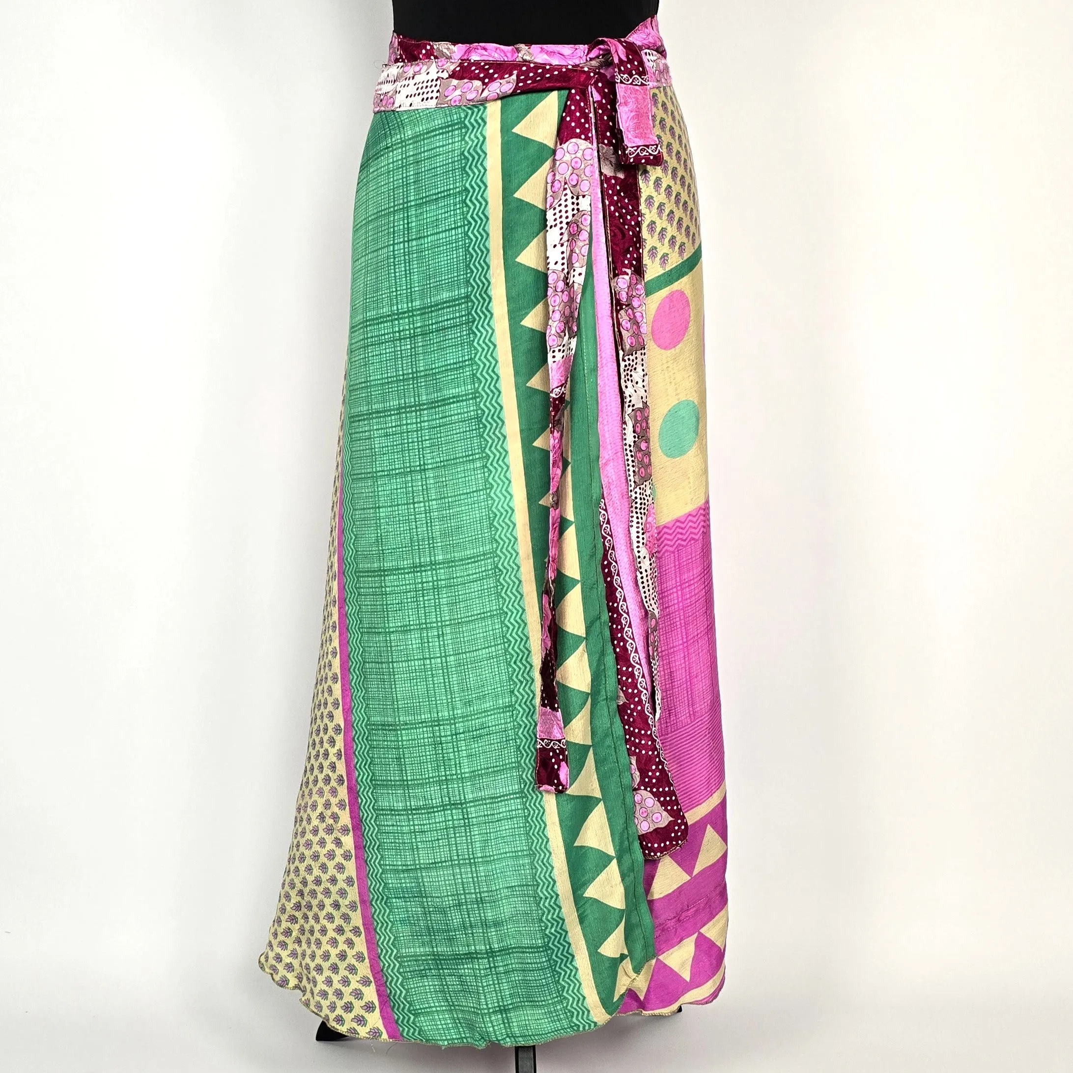 Reversable flattering Indian gypsy wrap skirt, made from vintage silk-mix saree fabrics with Oriental & floral print #35