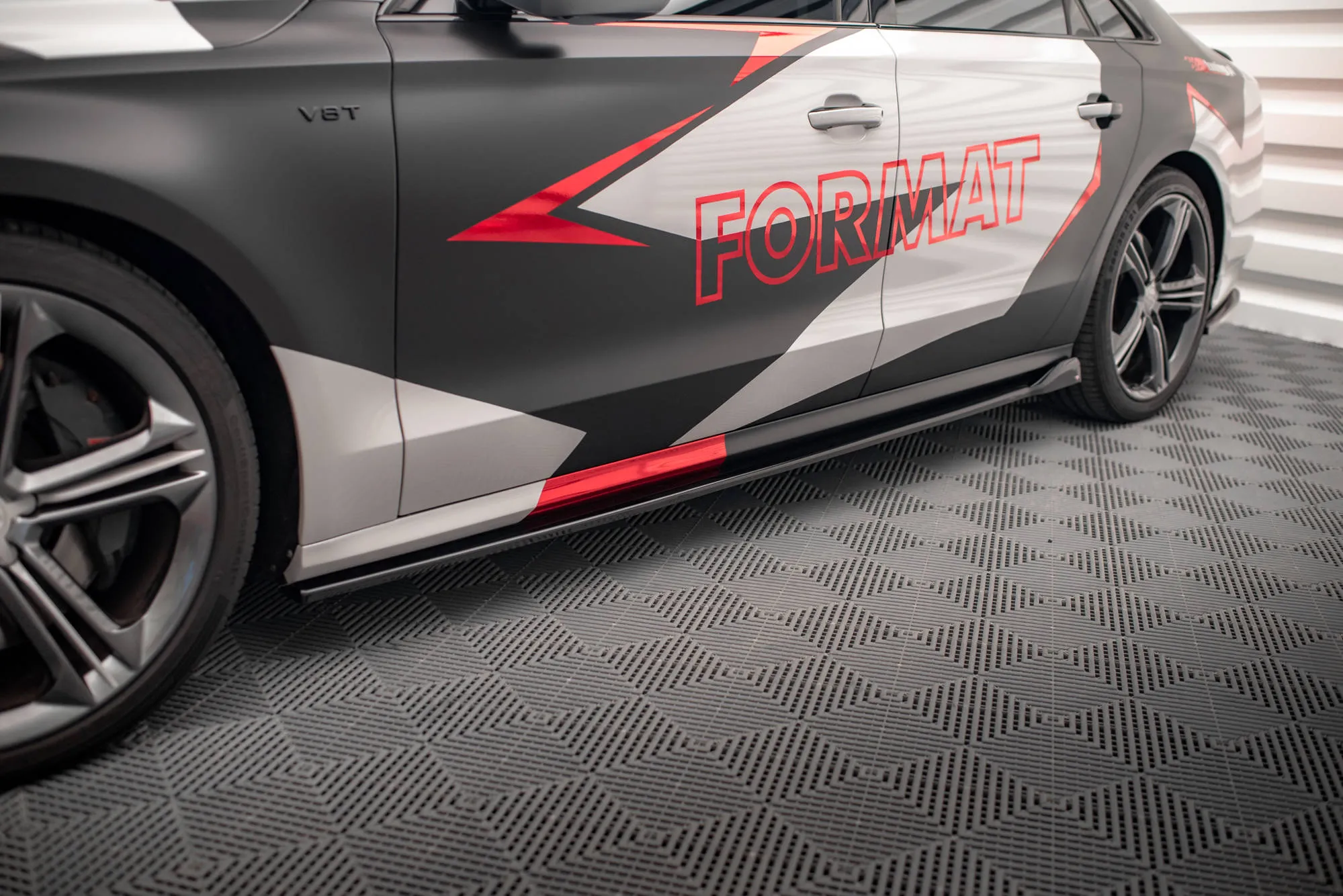 Side Skirts Diffusers V.2 Audi S8 D4