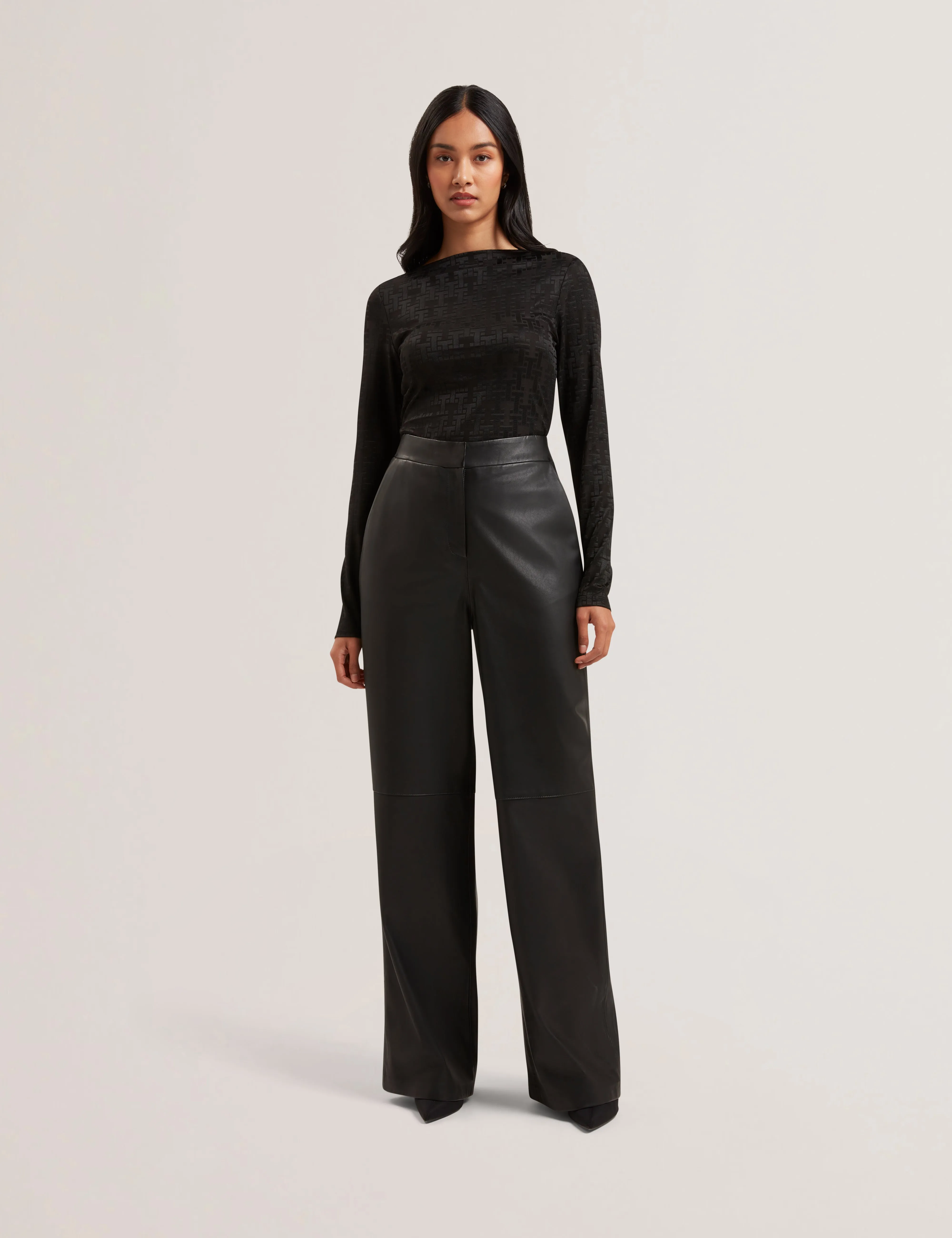 Taliha Jacquard T Long Sleeve Fitted Top Black