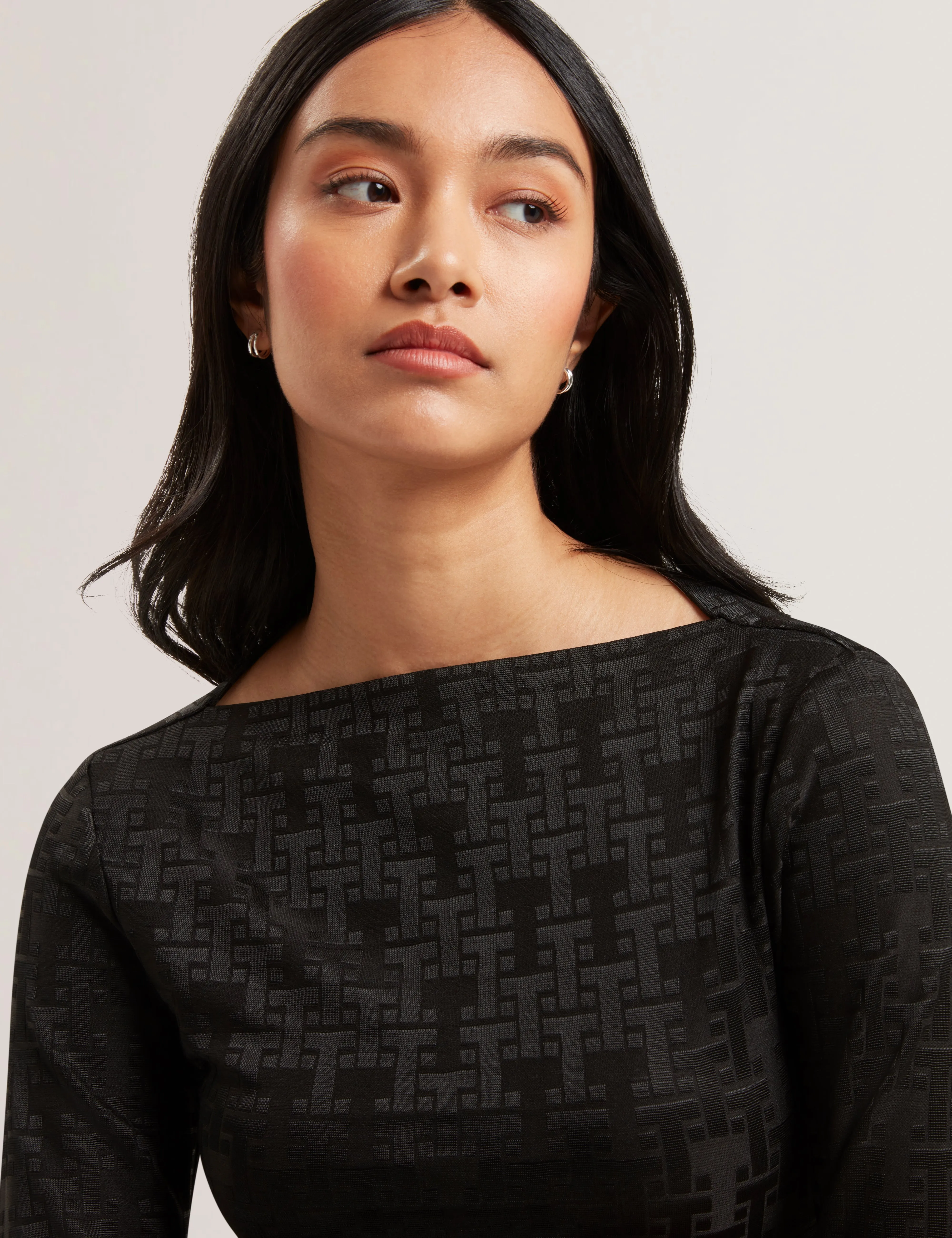 Taliha Jacquard T Long Sleeve Fitted Top Black