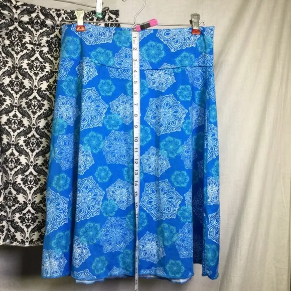 Tranquility Set of 2 Skirts Black/White &amp; Blue/White Elastic Waist Skirts Sz M