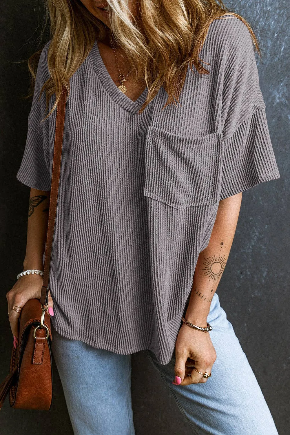 V Neck Chest Pocket Loose T-shirt: L / Pink