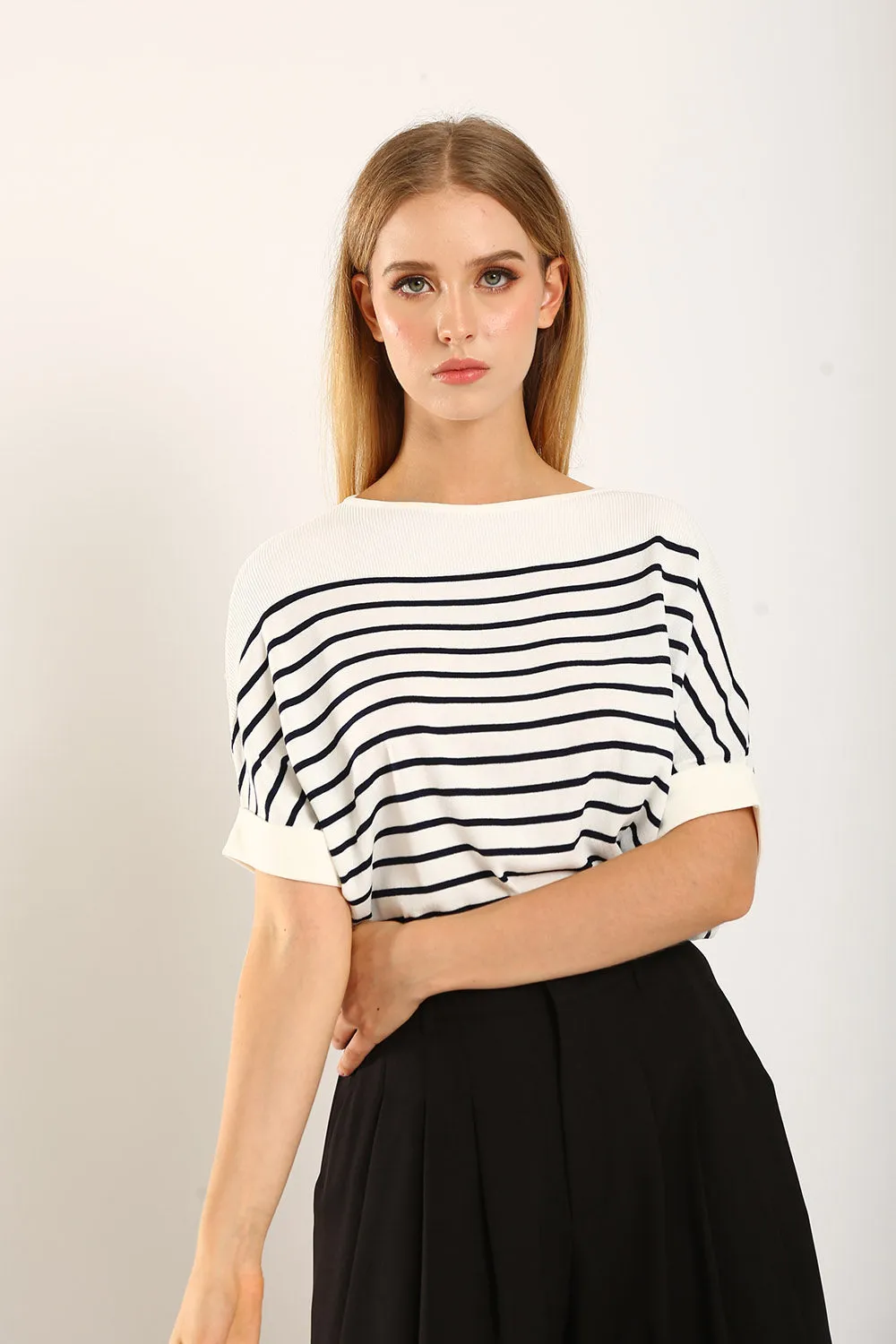 Valeina Contrast Knit Top in White