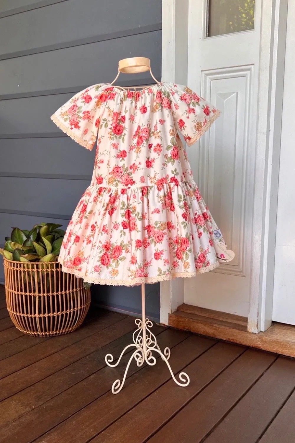 Vintage Seaside Dress | Heavenly Bloom