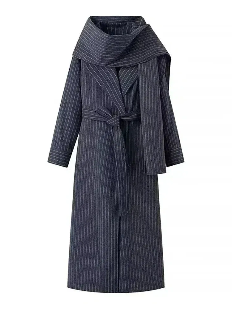 Vintage striped trench coat for women - Comfortable and versatile