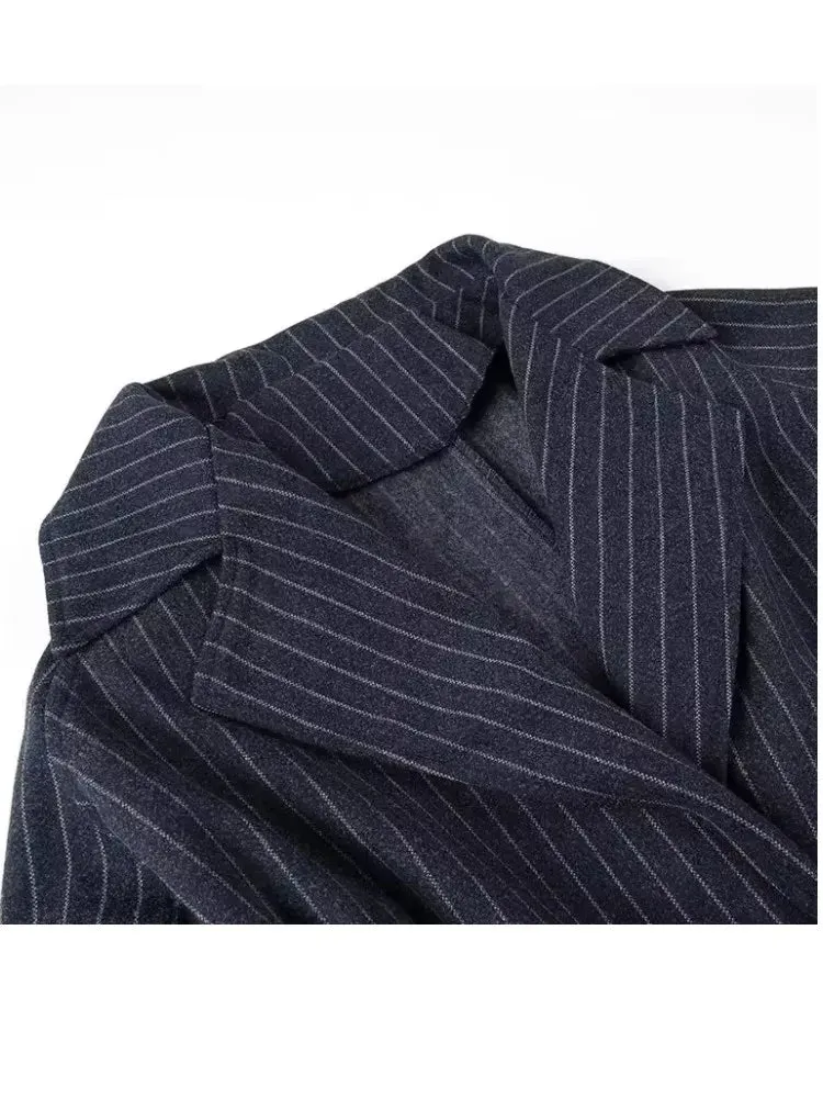 Vintage striped trench coat for women - Comfortable and versatile